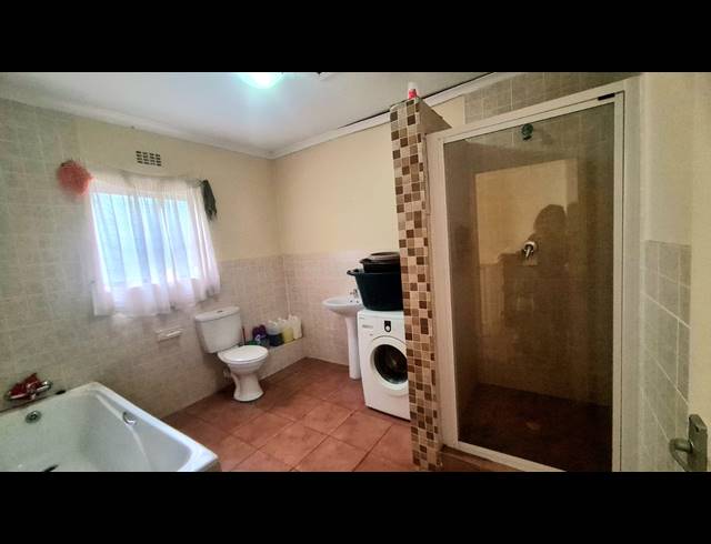 3 BEDROOM DUPLEX FOR SALE IN BARDALE VILLAGE